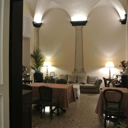 Palazzo Zecchino B&B Cenova Dış mekan fotoğraf