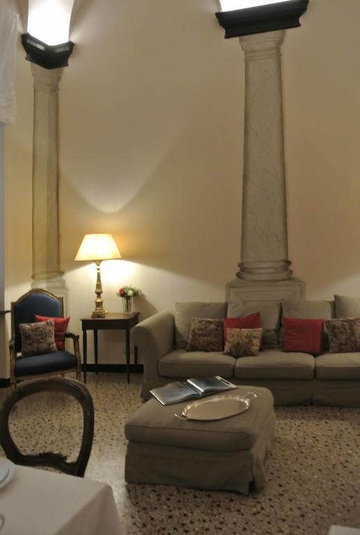 Palazzo Zecchino B&B Cenova Dış mekan fotoğraf
