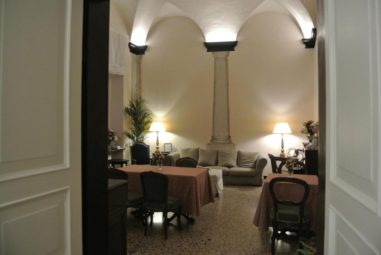 Palazzo Zecchino B&B Cenova Dış mekan fotoğraf